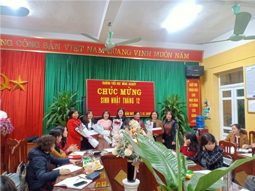 Tổ chức sinh nhật tháng 12/ 2020 cho đoàn viên Công đoàn 